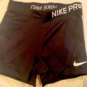 Nike Pro Women’s Shorts Size Small